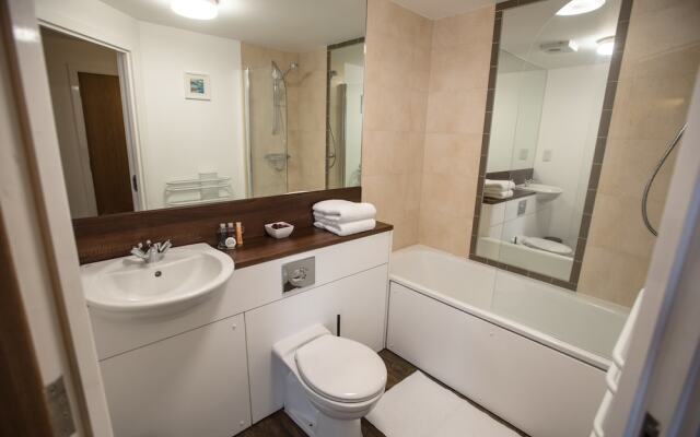 Celador Apartments - Projection West Serviced Apartments