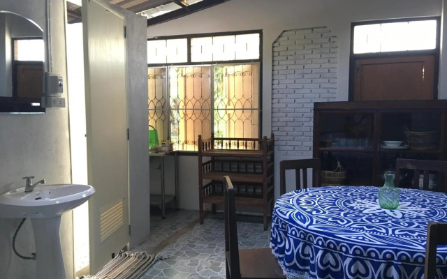Baan Bua Guest House