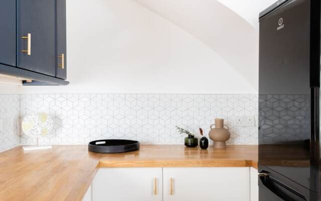 The Leyton Midland Escape - Modern 2bdr Flat With Garden