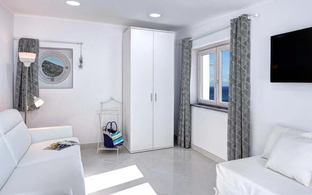 Sunrise Suite