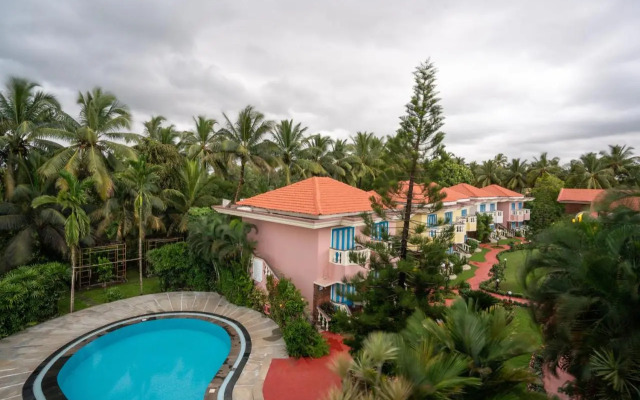 Coconut Grove Beach Resort