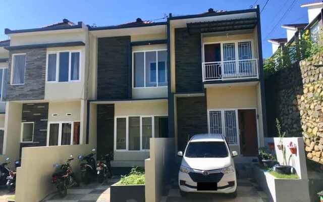 Rumah Mama Yani - 2 Bedroom