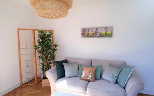 Au 36, Les Apparts Hotel Joigny