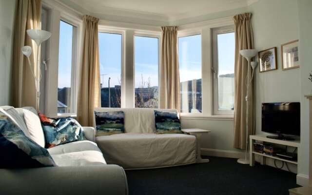 Cosy Home With Views of Arthur's Seat