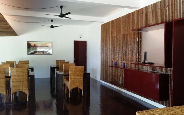 The Mandolis Hotel