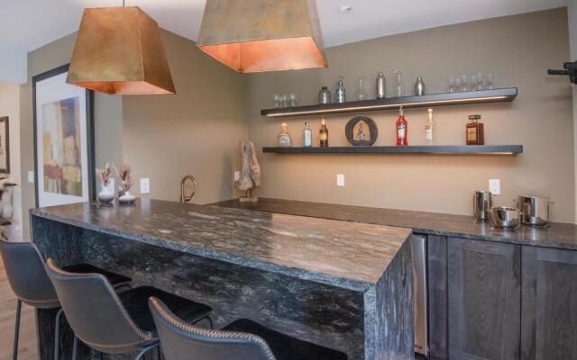 Modern Beaver Creek Private House