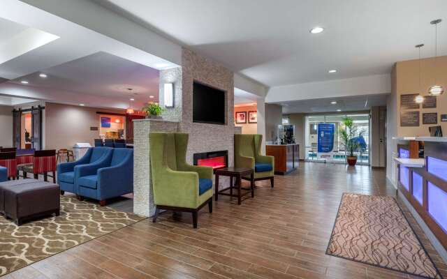 Comfort Inn & Suites Montgomery East Carmichael Rd