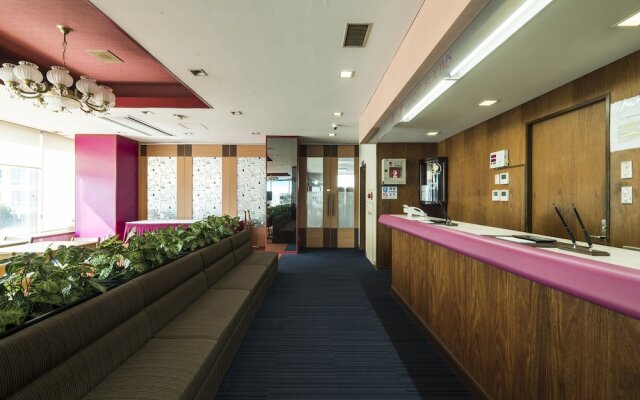 Isahaya Station Hotel