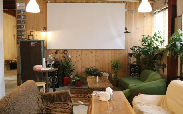 fan ABURATSU Sports Bar & Hostel