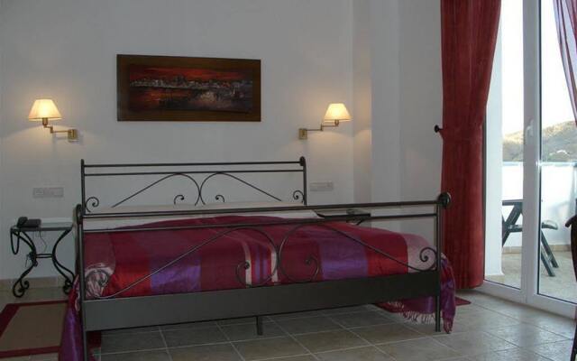 Hotel Montesión Luz del Desierto