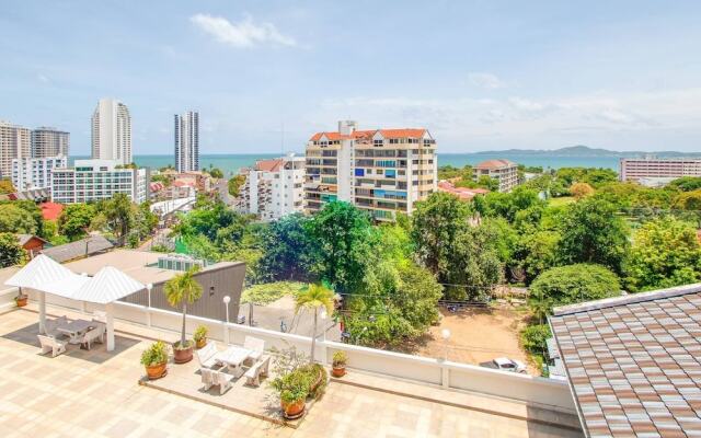 1 Bedroom 716 High Floor Seaview
