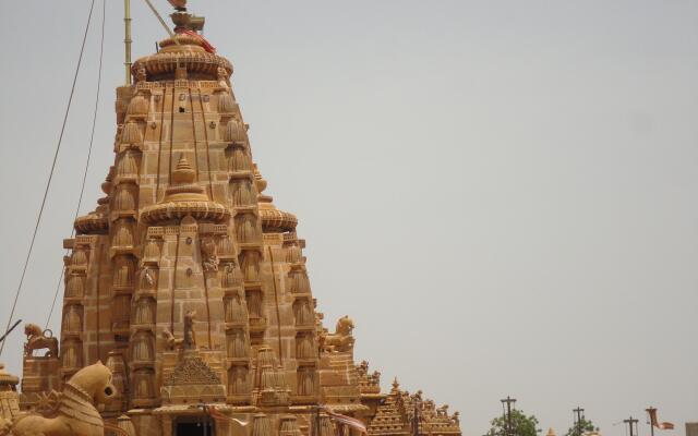 Goroomgo Temple View Jaisalmer