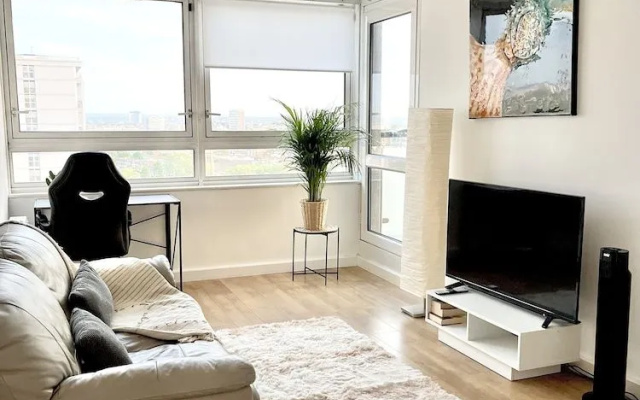 Paddington Luxury Apartment