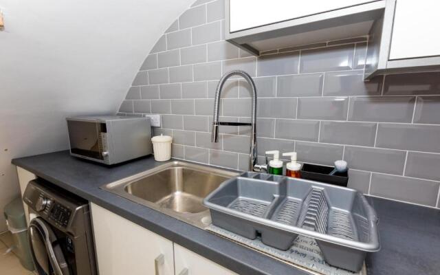 Comfortable stay in Shirley, Solihull - Room-2