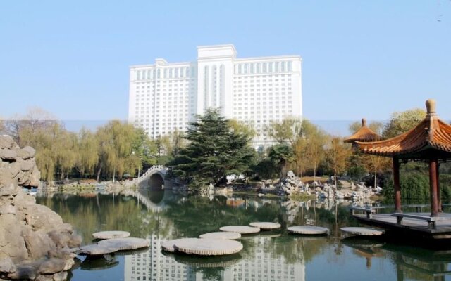 Huayang Plaza Hotel Luoyang