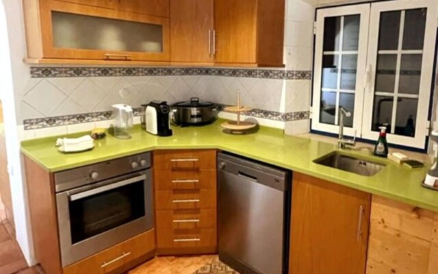 Omontinho - 4-bed House With Pool in Melides