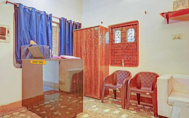 Spot On Hotel Evening Star Inn