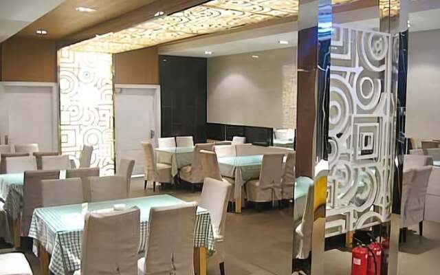 Xining Communications Business Hotel