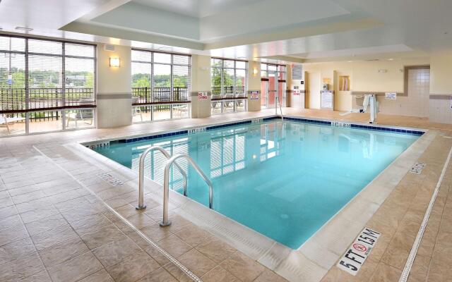 Hampton Inn & Suites Durham/North I-85