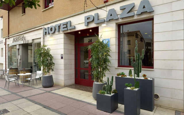 Pamplona Plaza