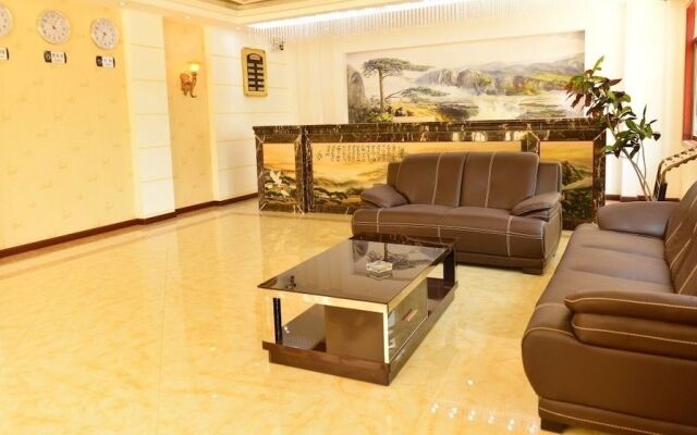 Warm Harbor Hotel