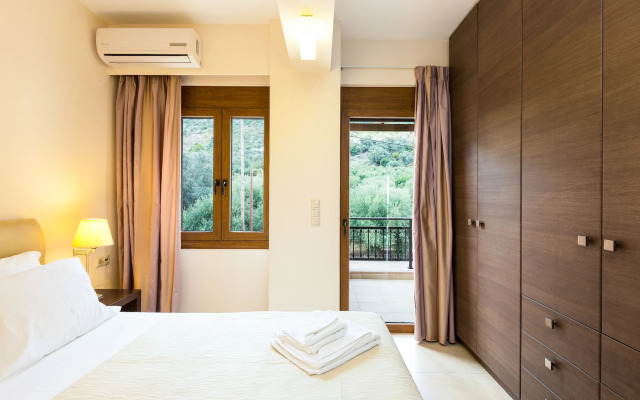 Pantheon Villas & Suites