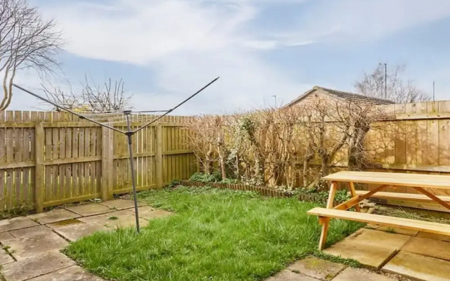 Host Stay Bartlemere House