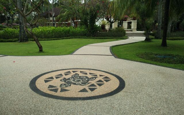 Mangsit Suites by Holiday Resort Lombok