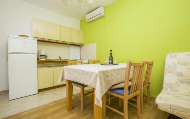Apartment Zeleni 2916