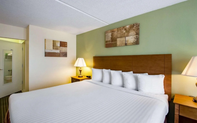 Clarion Inn & Conference Center