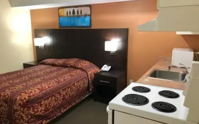 Royal Windsor Inn & Suites