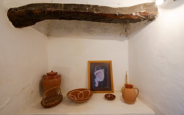 Traditional Cretan Stone House 2