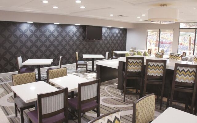 Wingate by Wyndham Kennesaw