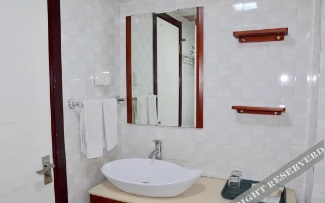 保利商务宾馆(泰安红门店)