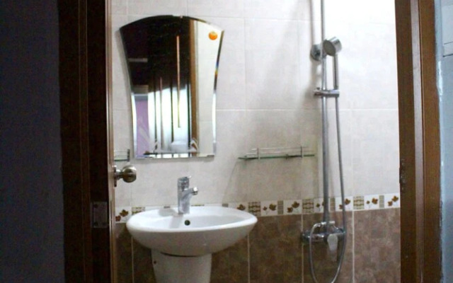 Aloha Saigon - Hostel - Adults Only