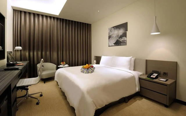Golden Tulip Glory Fine Hotel