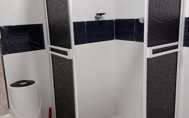 Hotel BM-17  Cerca Al Mar