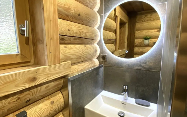 L'ours Blanc Chalet en Rondins