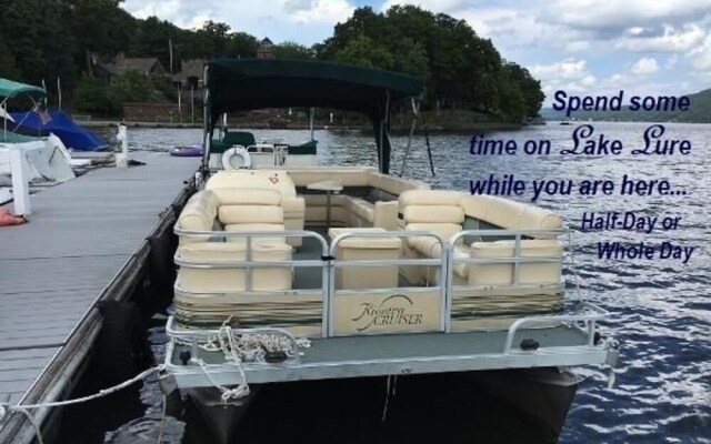 Allure Of The Lake 3 Bedrooms 2 Bathrooms Home