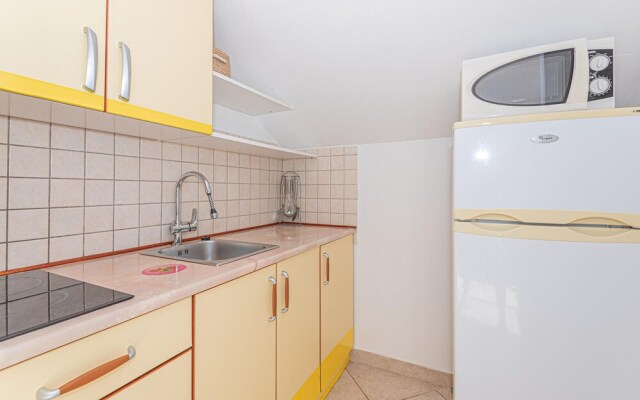 Awesome Apartment in Primosten With Wifi and 1 Bedrooms