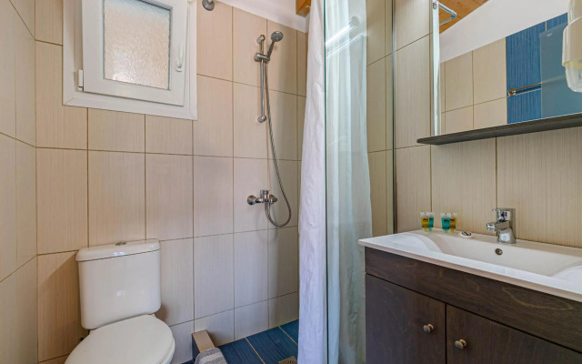 Palapart Gikas Suites And Studios