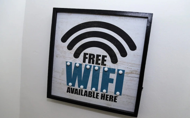 Thornes Road House by Serviced Rooms Ltd