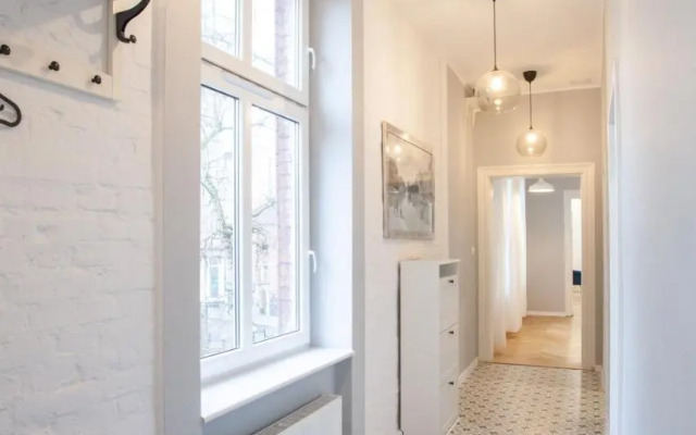 Victoria Apartment