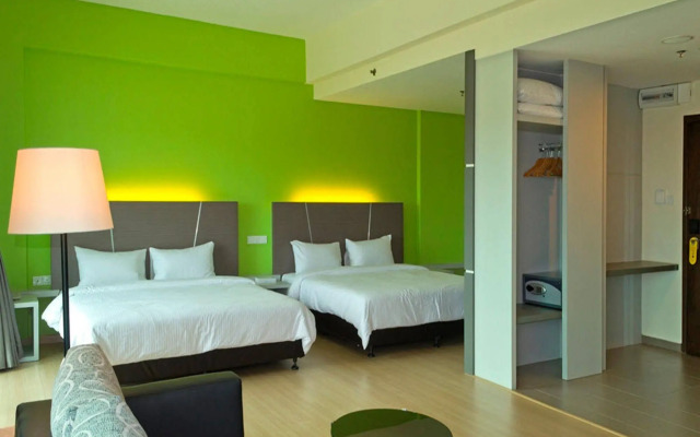 Marvelux Hotel