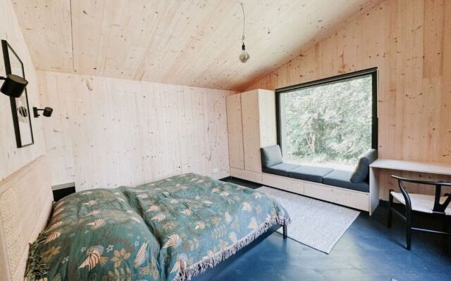 Super Nice Holiday Home by the Lake