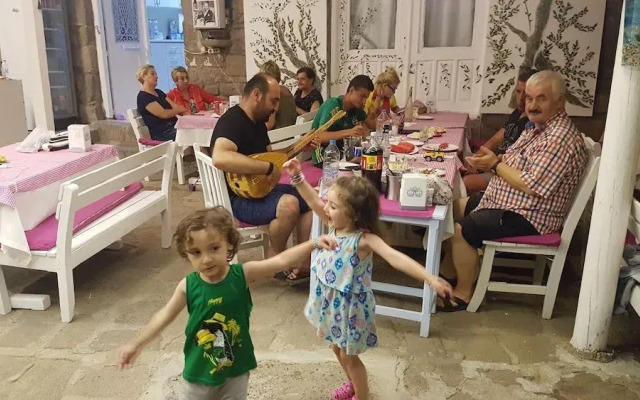 Assos Dr No Pansiyon