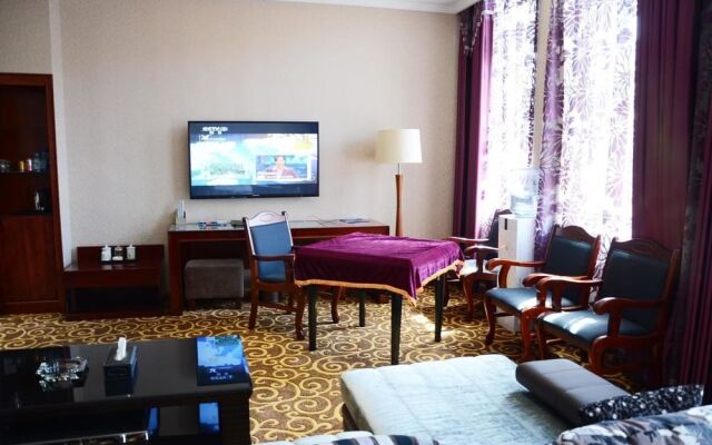 Linxia Travel Hotel