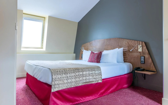 Posy Hotel by Happyculture