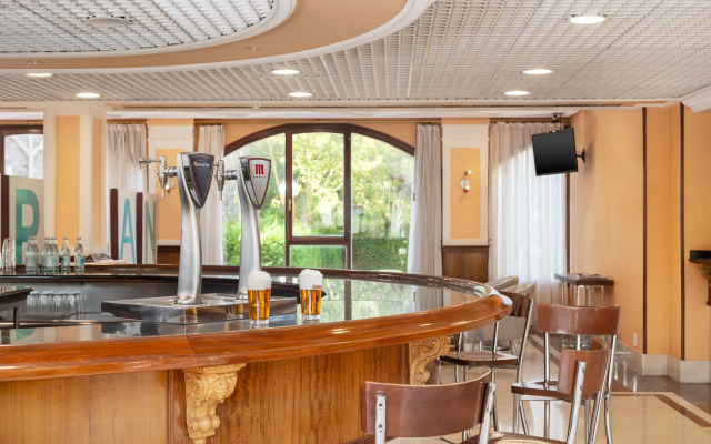 Hospedium Hotel Blu Sondika