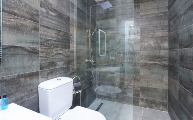 Stay Inn  on Buzand Str. 97